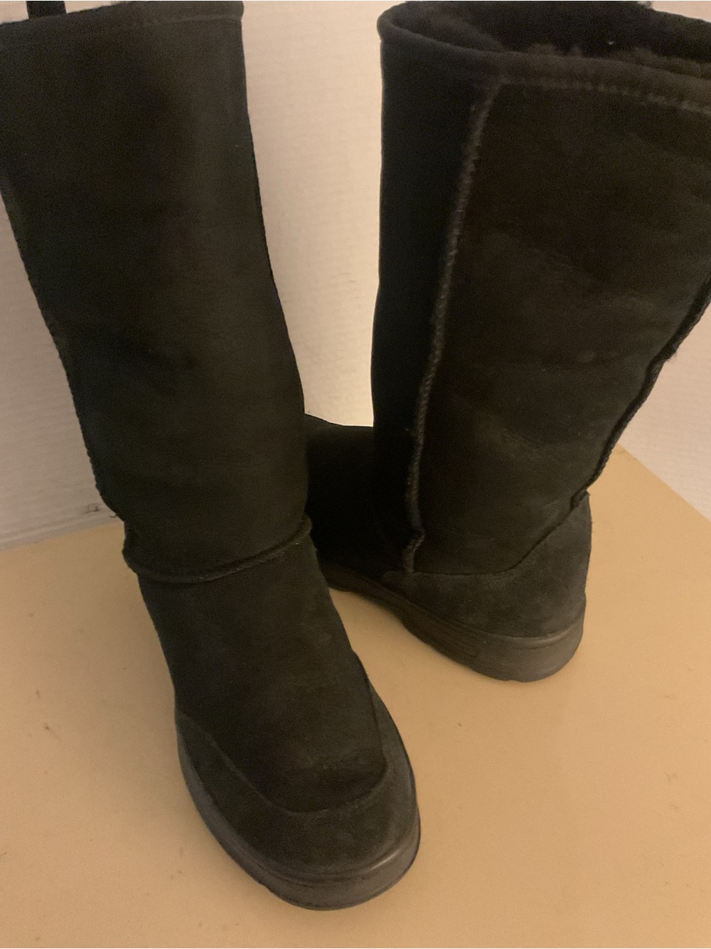 L.L. Bean women Black Suede faux fur Tall Boots US 9